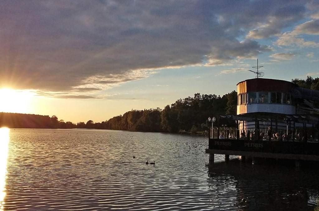 Appartement Au Calme Face Au Lac Marciac Exterior foto