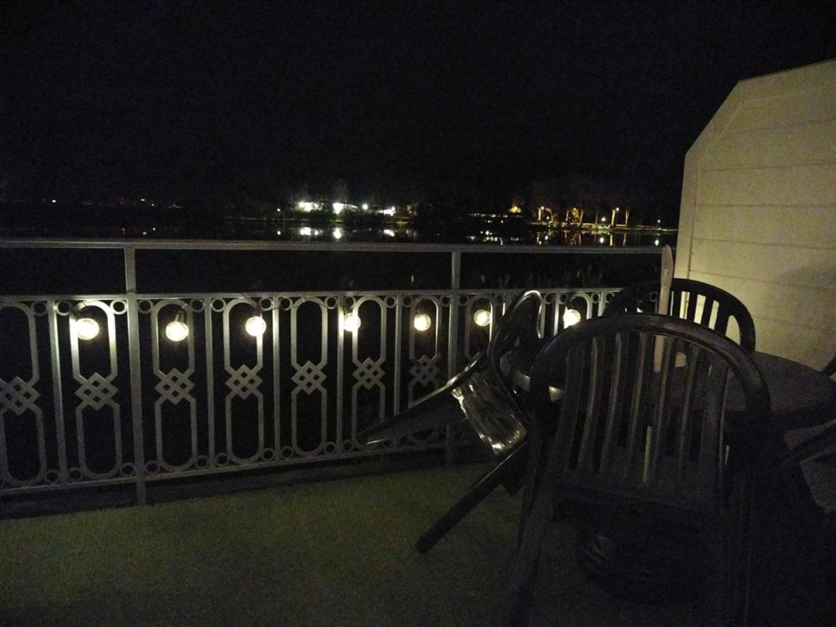 Appartement Au Calme Face Au Lac Marciac Exterior foto